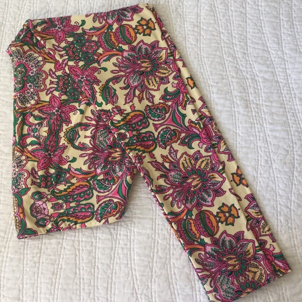 Pretty Paisley LuLaRoe Leggings Tall & Curvy TC